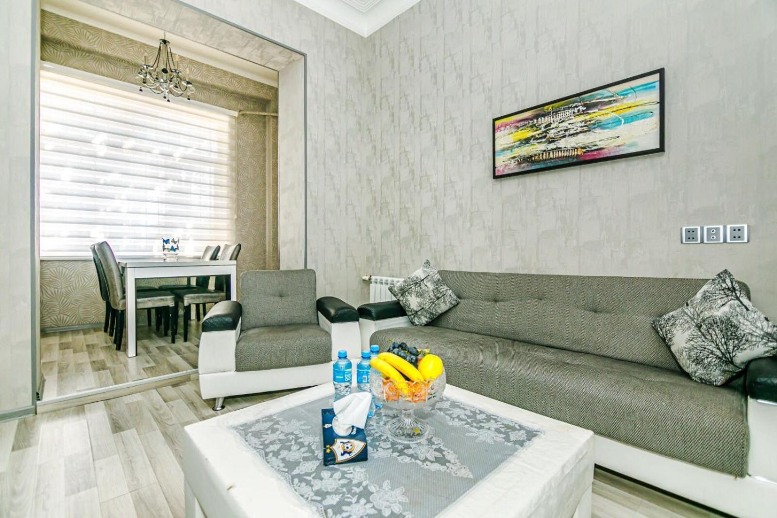 Azneft Square Deluxe Apartment Bakú Exterior foto