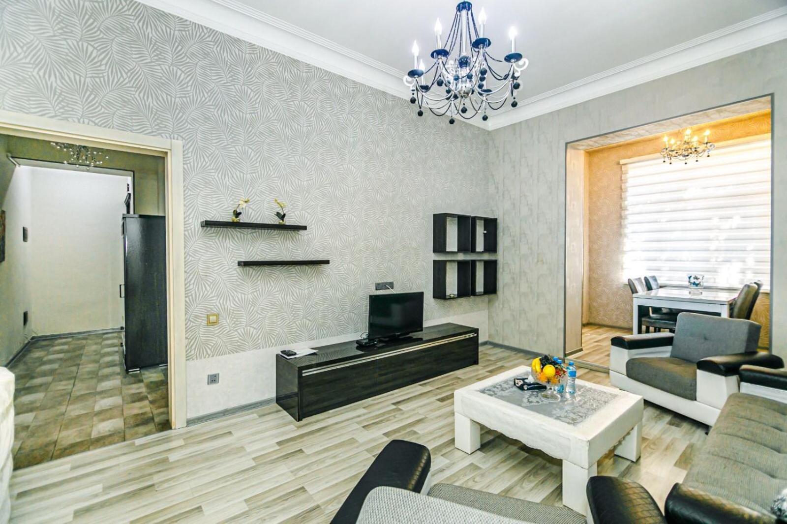 Azneft Square Deluxe Apartment Bakú Exterior foto